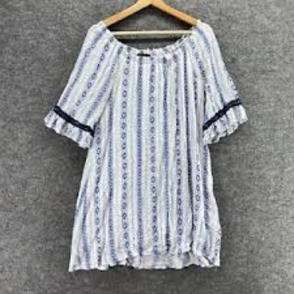 NAiF dress by Anthropologie size large embroidery on bell sleeve like new cond - Picture 1 of 4